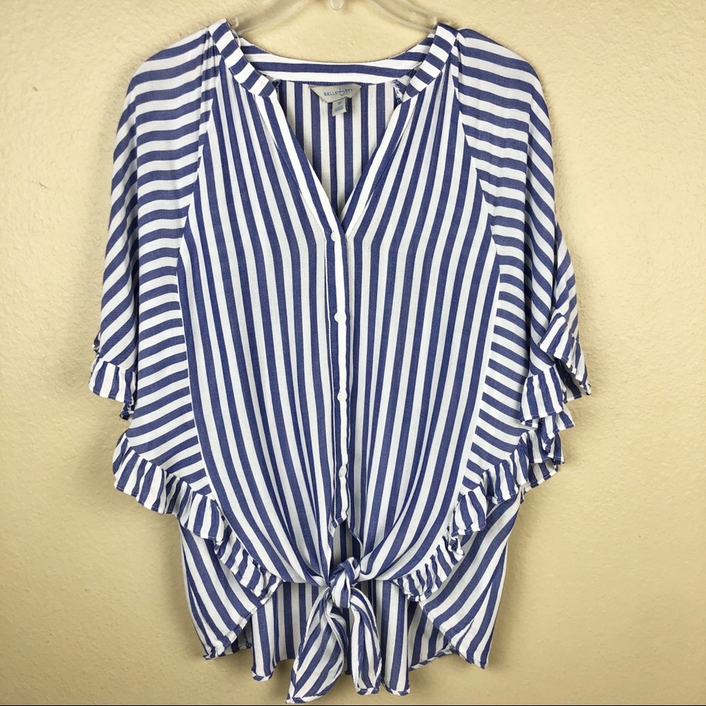 Belle & Sky Tie Front Blouse Size Medium